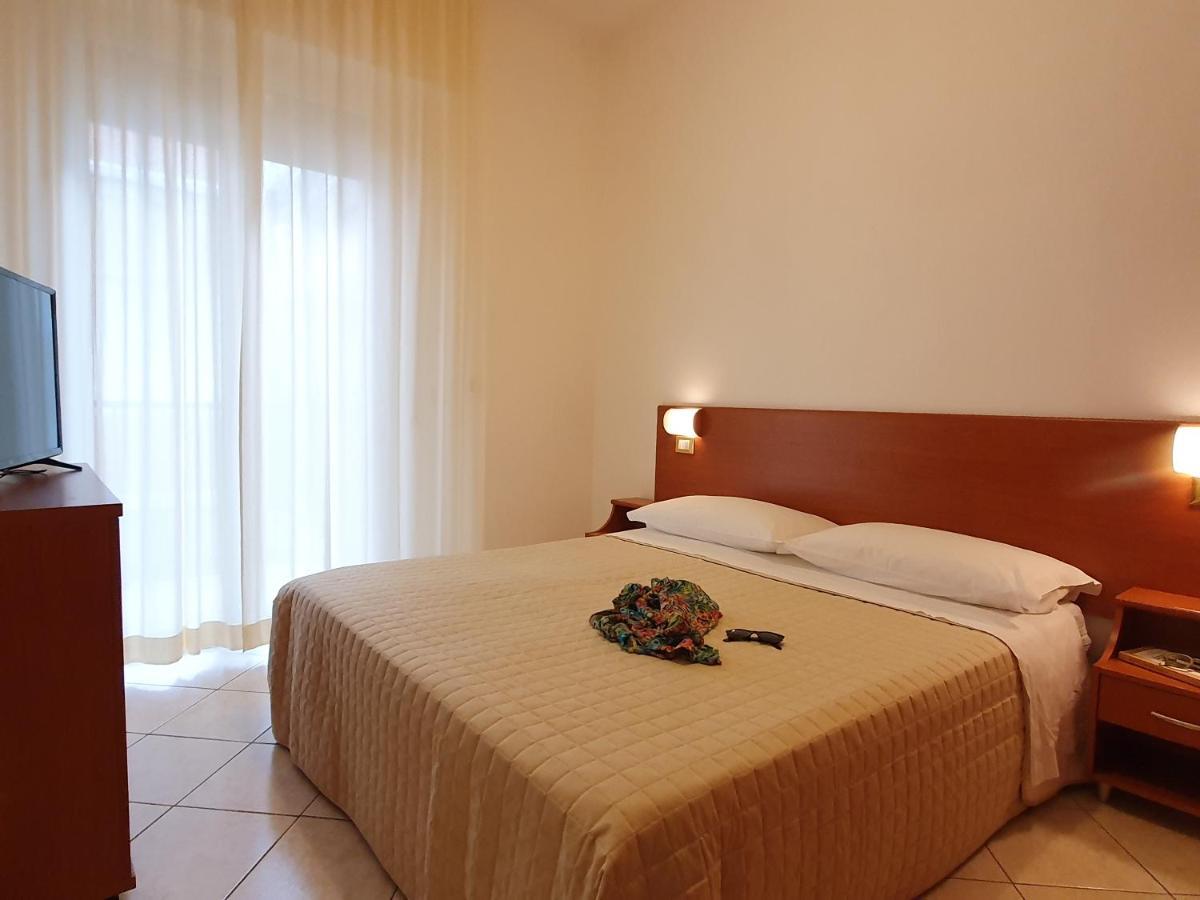 Residence Special Rimini Exteriör bild